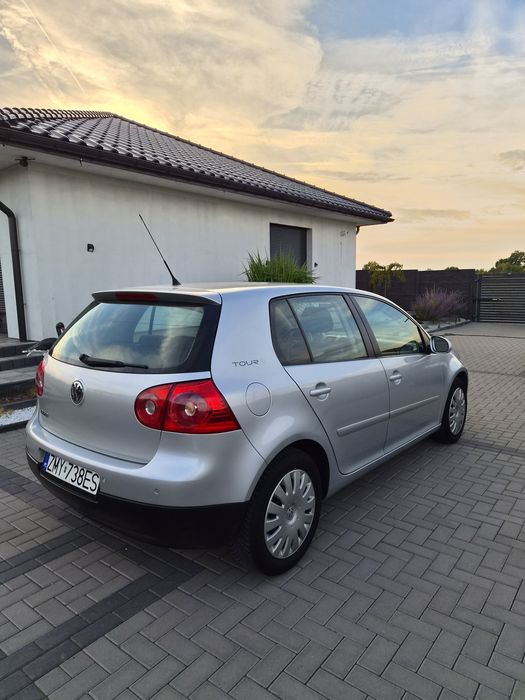 Volkswagen Golf Hatchback 1.4 MPi 80km 5-Drzwi Wersja TOUR 2006r Zarej w PL