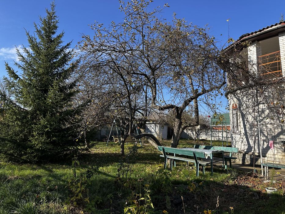 Продаж дачі в Гайку