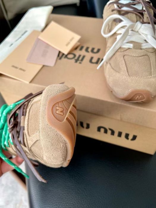 Sneakersy Miu Miu New Balance beige