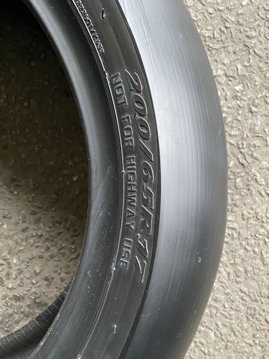 Pneus Slick Moto - Pirelli e Dunlop 120/70/17 - 195/75/17 - 200/65/17
