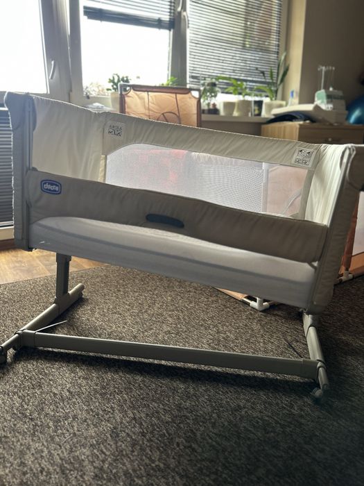 Łóżeczko dziecięce dla niemowlęcia