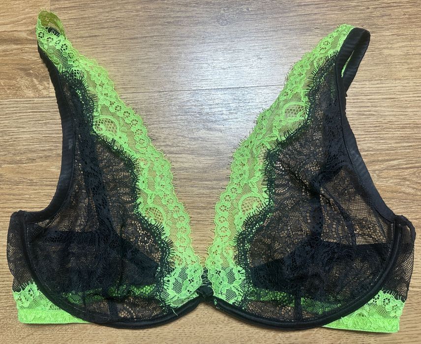 Czarny żółty seledynowy stanik Intimissimi 80C Miękki balkonetka