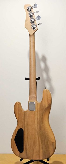 Baixo Cherrrystone Tipo Precision/Jazz