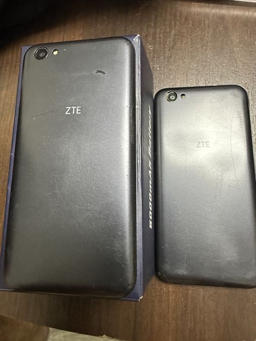 Продам  2 мобильных телефона ZTE