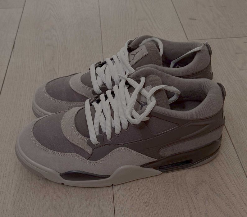 Air Jordan 4 RM Novos — Tamanho 44.5