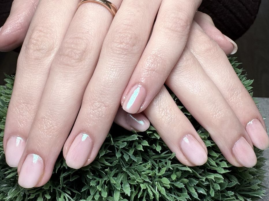 Запрошую на манікюр