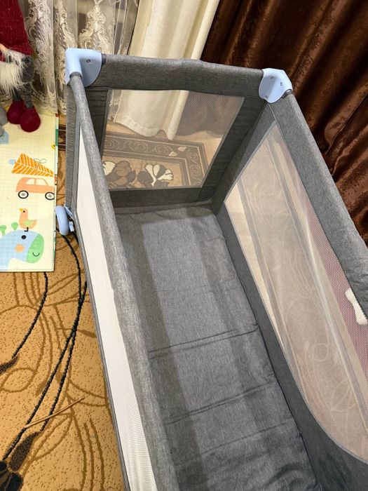 Ліжко-манеж Kinderkraft Joy Blue сіре з блакитним