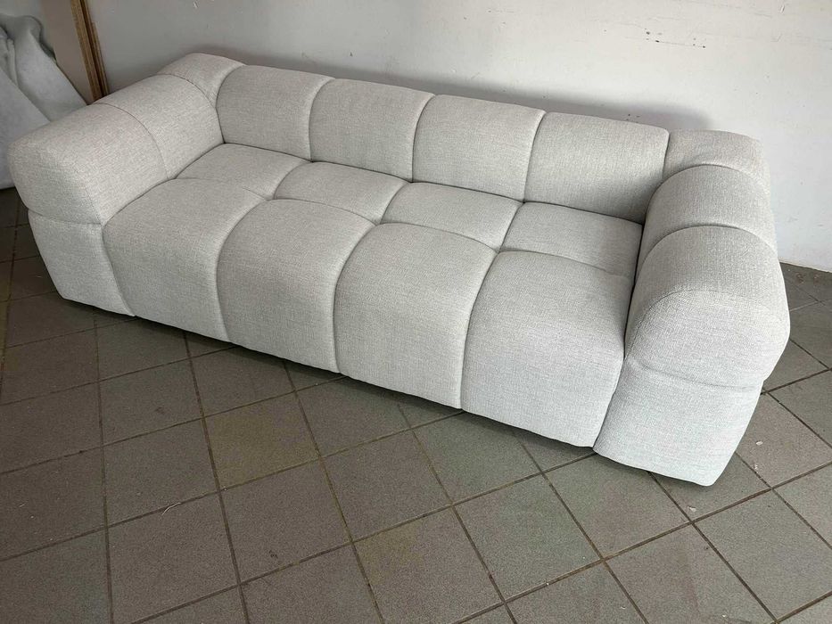 Nowy zestaw w stylu nowoczesnym | SOFA + PUFA