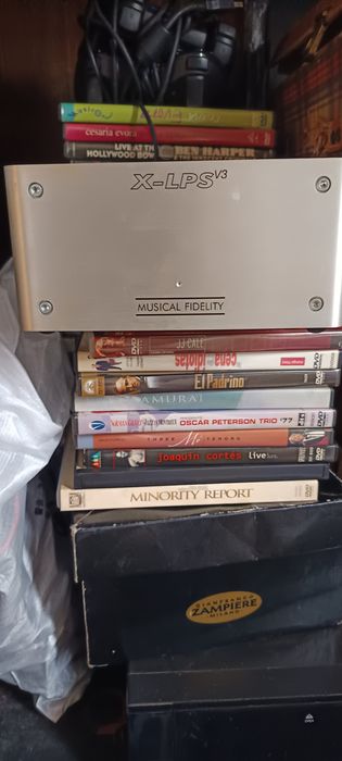 Lote de equipamentos Hi-Fi e Home Cinema – NAD, Pioneer, Harman Kardon, Yamaha, Onkyo...
