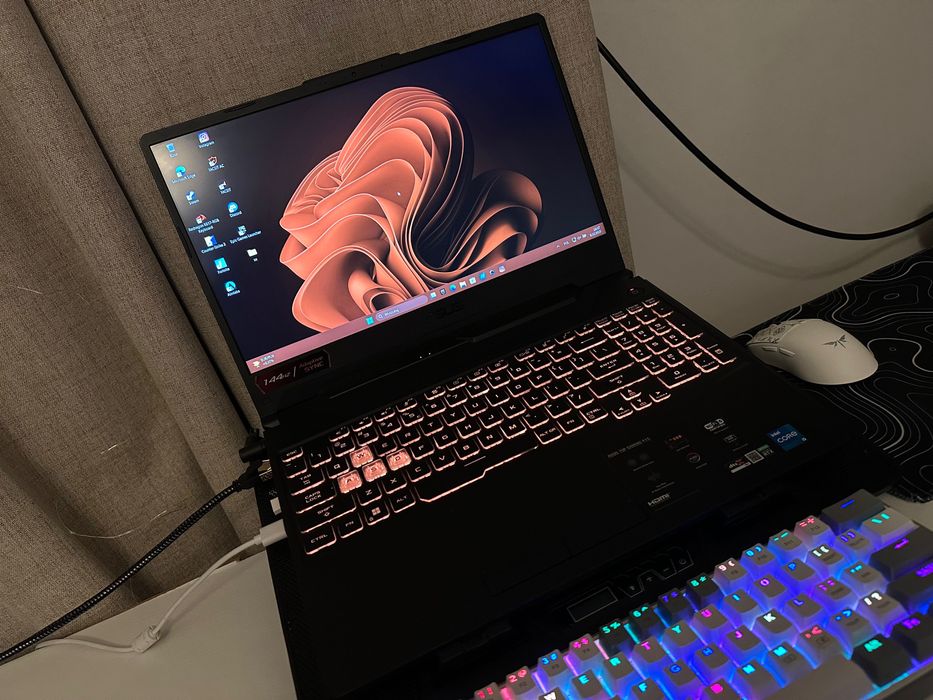 Laptop Gamingowy Asus TUF F15 FX506He