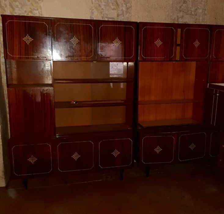 Продам  стенку совецкую и прихожую