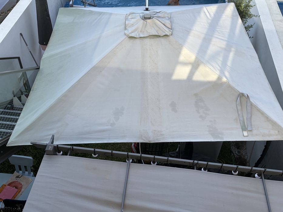 Guarda Sol 3mx3m com base giratoria e 4contrapesos
