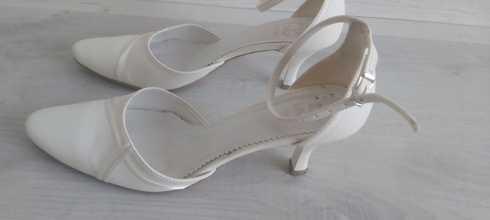 Buty ślubne rozm. 39