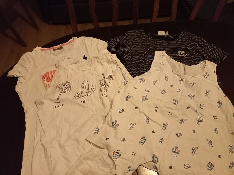 2koszulki z krótkim rękawem i 2 koszulki bez rękawu S