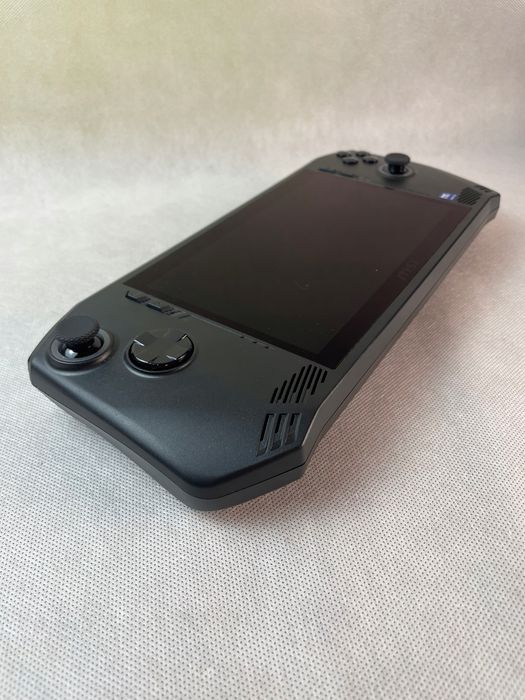 Msi Claw A1M-042FR konsola przenośna 512 Gb czarny