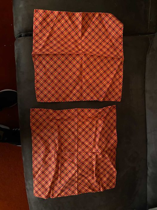 2 guardanapos de pano tons laranja