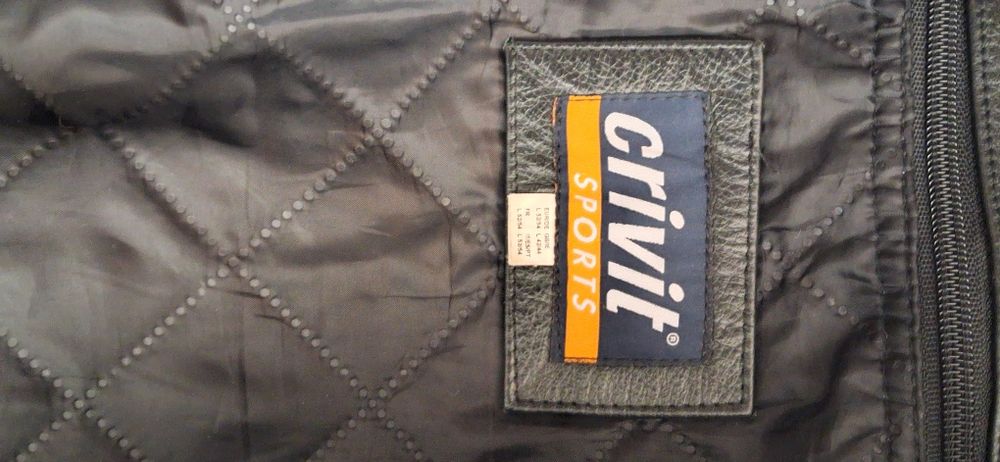 Casaco de mota em cabedal para inverno