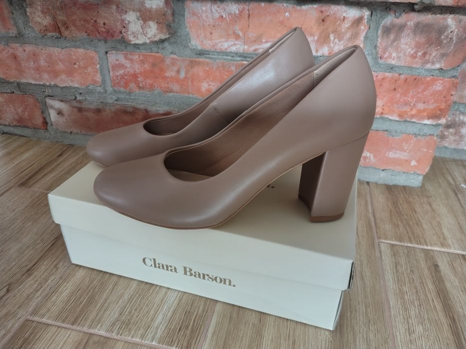 Czółenka, buty, obcas, szpilki.