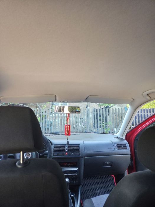 Volkswagen Golf  2001
