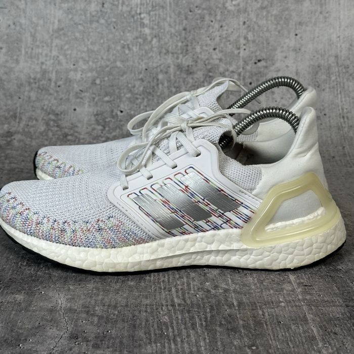 Жіночі Спортивні Кросівки Adidas Ultraboost 20