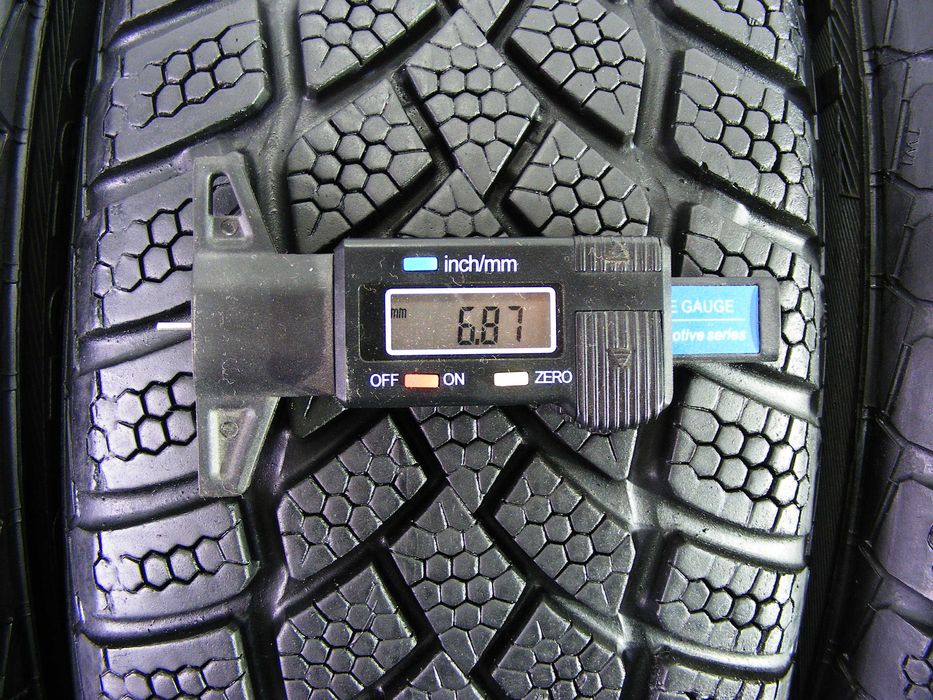 Зимова гума 175/70/13 -4 шт. Continentel Conti Winter Contact.