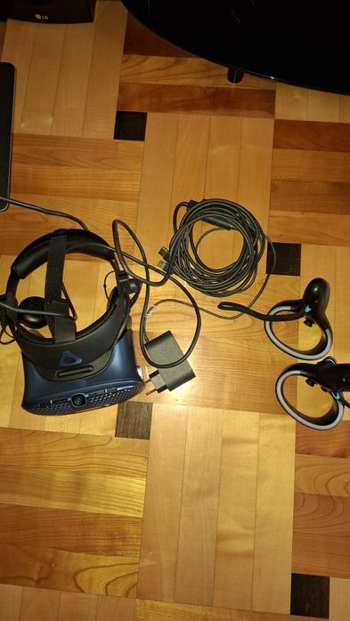 gogle VR na PC  vive cosmos