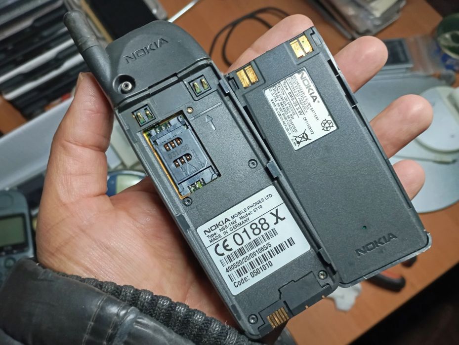 Телефон для колекціонерів Nokia 5110 старовинний для колекції.