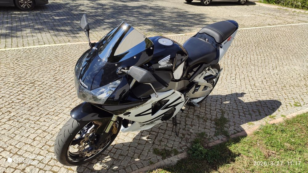CBR 900 - 954, 2002