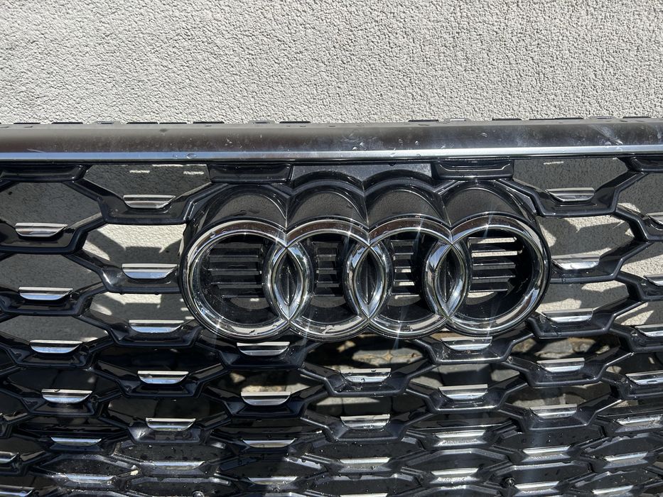 Grill chrom typu audi q3 83A.