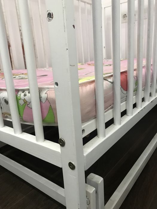 Ліжечко,колиска,матрас