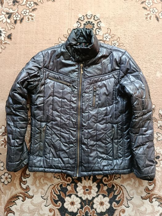 Чоловiча весняна куртка