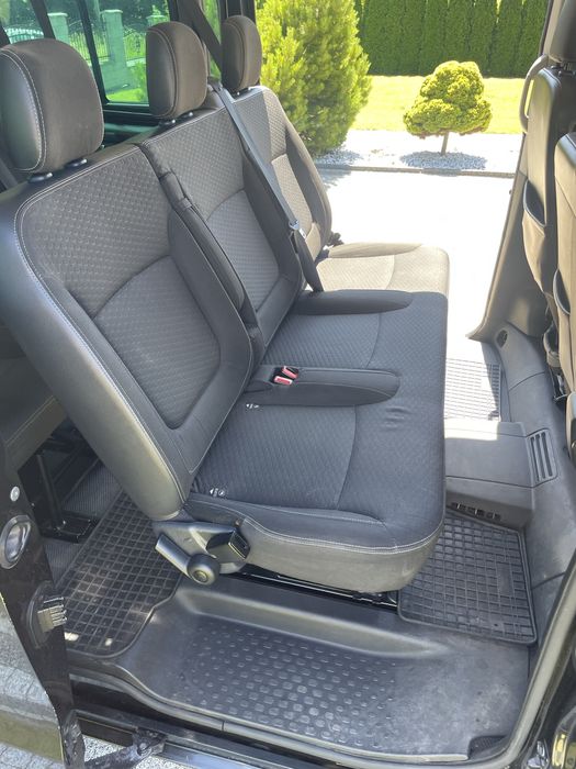 Opel vivaro long 2018 r 1.6 biturbo 125 9 osobowy Bezwypadkowy