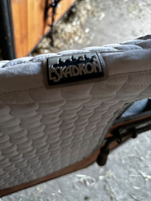 Sprzedam eskadron