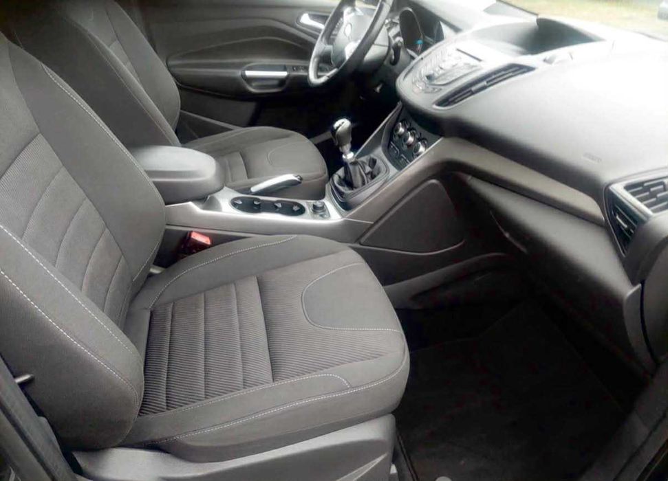 Ford Kuga 2015 1.5 Benzyna