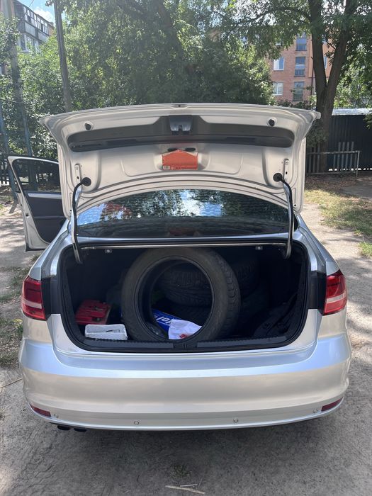 Volkswagen Jetta 2015