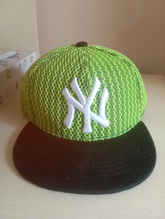 Фірмова кепка,панамка,