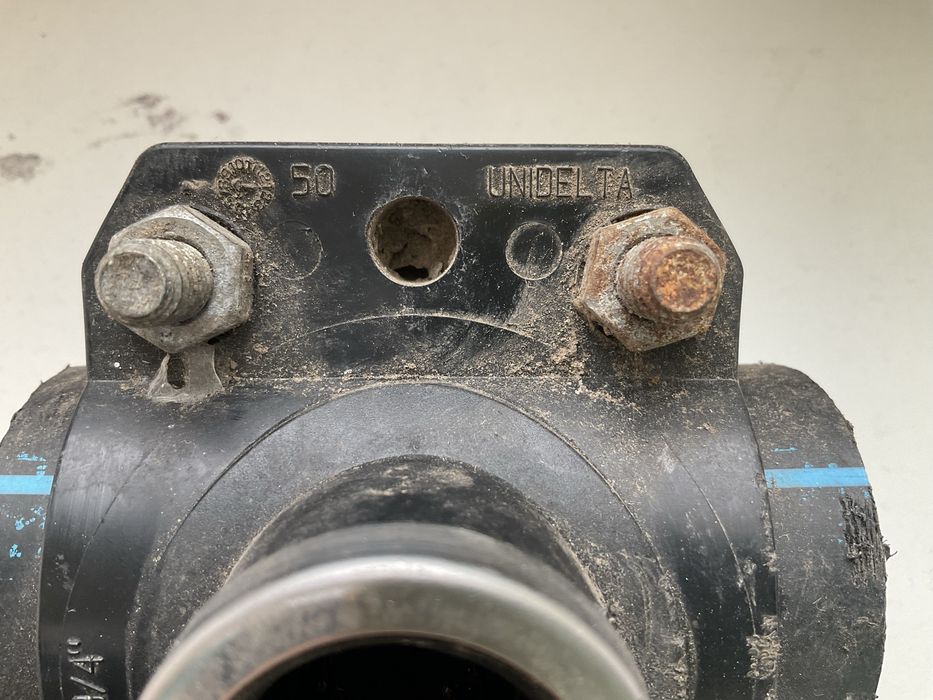 Хомут для врізки (сідло) Unidelta 50*3/4