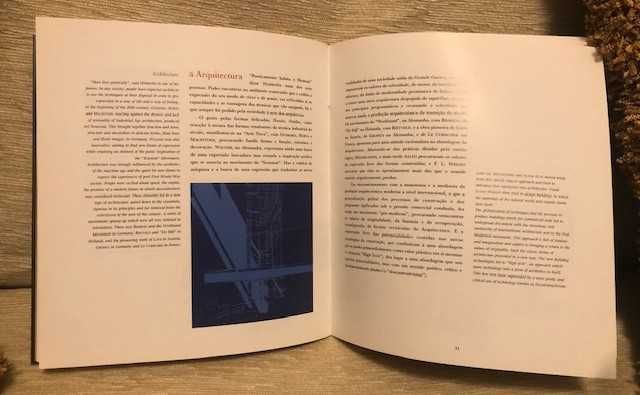 Livro de selos dos CTT, "O Século XX em Selos"