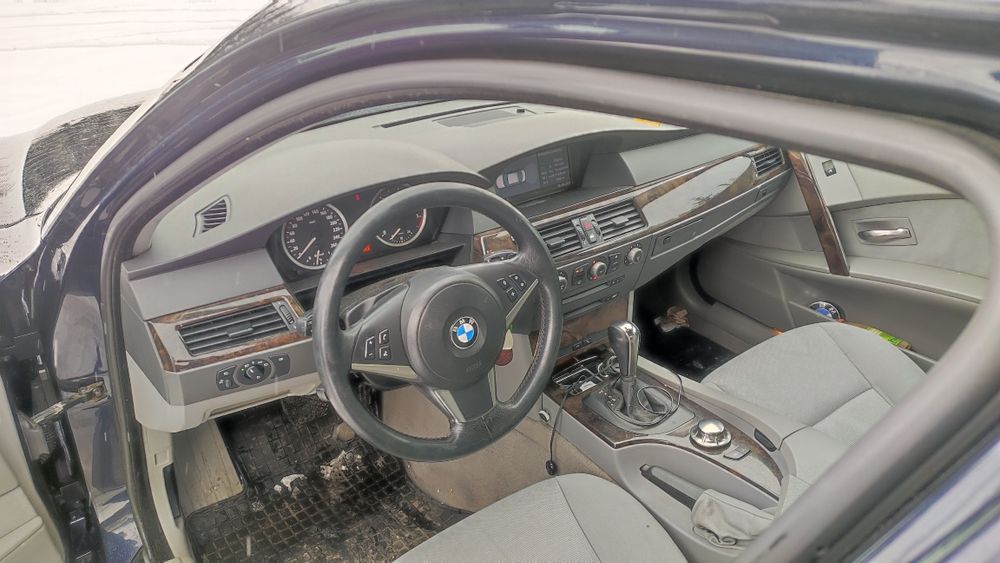 BMW   e60   525d