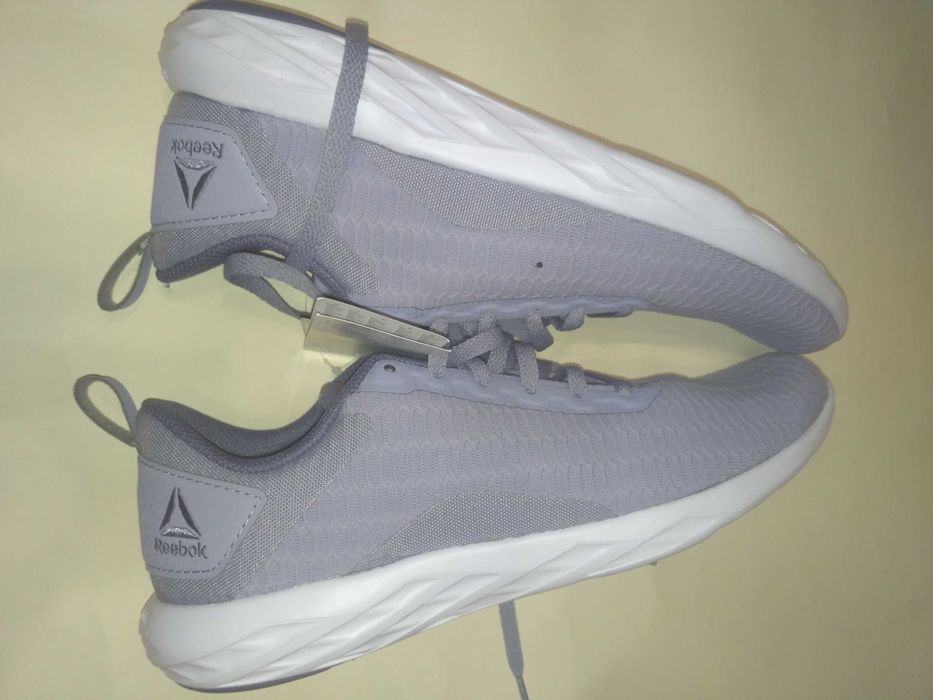 Кроссовки женские Reebok, 38.5 размер