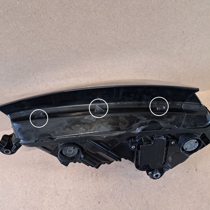 Lampa reflektor led skoda scala lewa europa