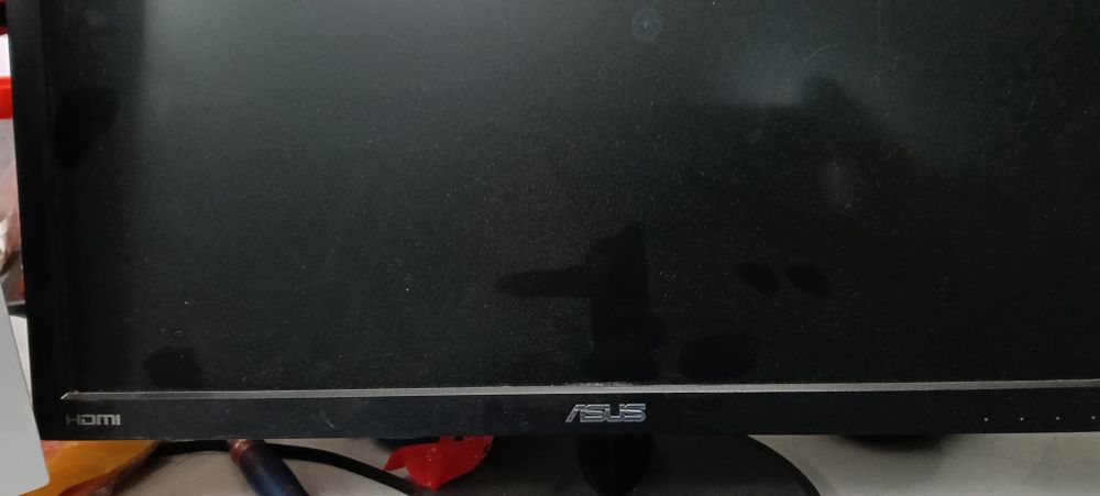 Monitores e coluna se som a trabalhar 100% com garantia