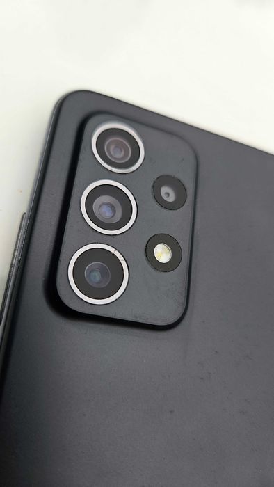 Samsung Galaxy A72 офіційний