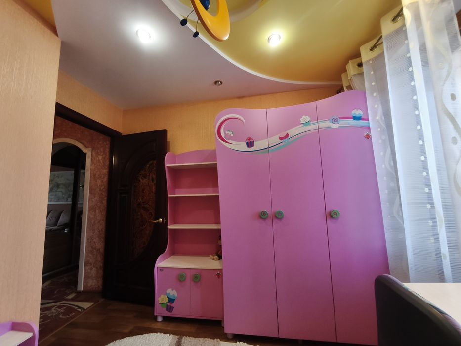 Продам 4 к квартиру вул. ЗСУ біля ринку