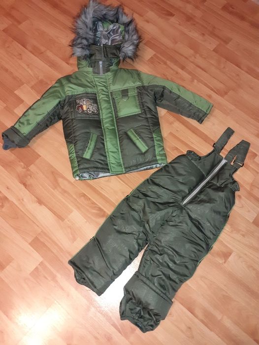Новый детский зимний костюм