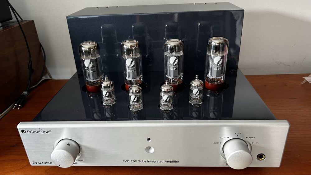 Amplificador a válvulas Primaluna evo 200