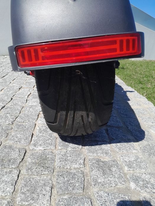Eletrica com poucos Km
