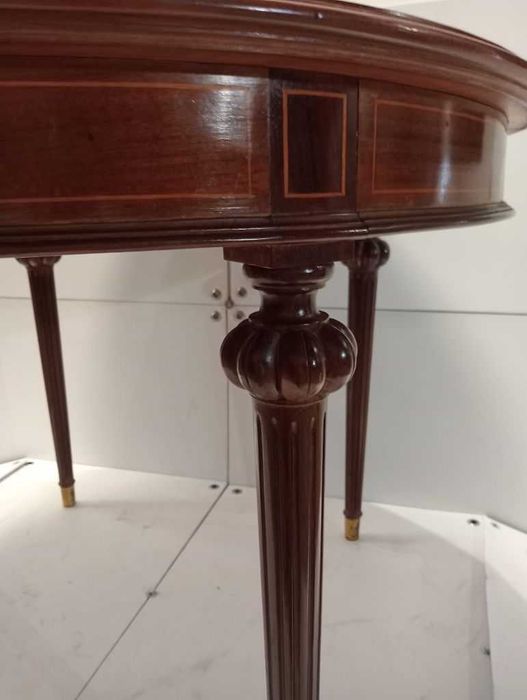 Mesa de jantar em madeira King designer Francês de Luís XVl