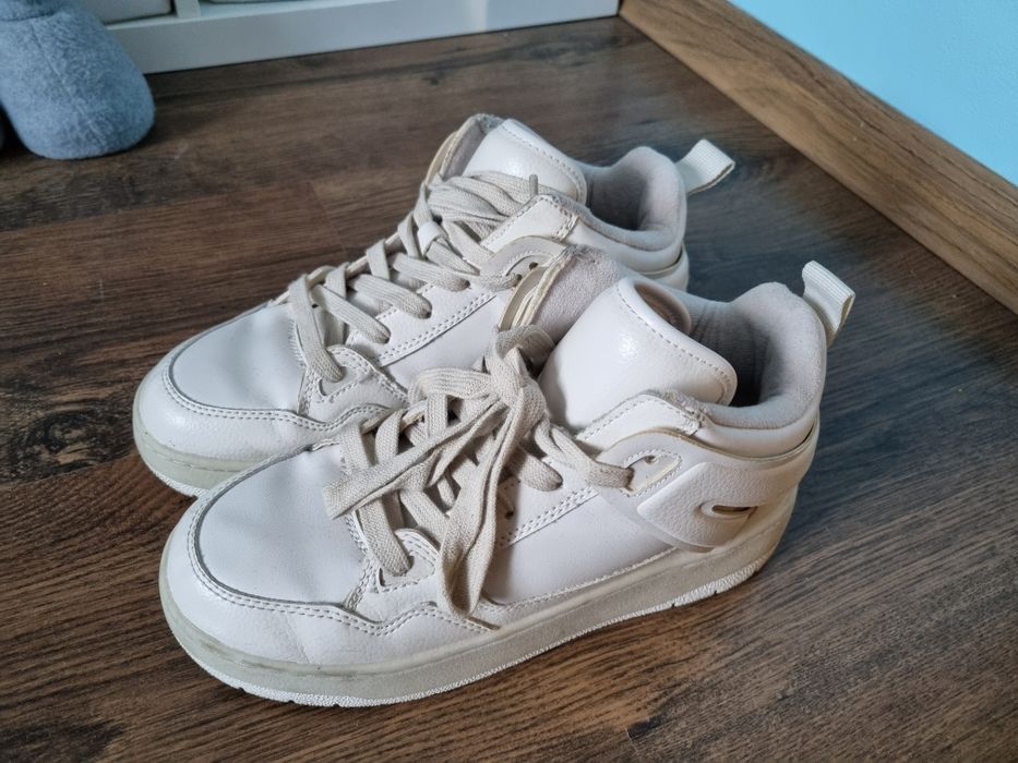 Wysokie adidasy h&m 37. Kremowe na platformie
