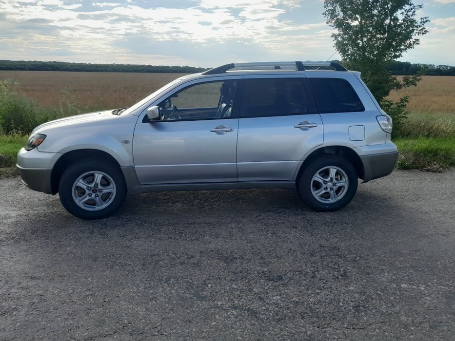 Продам міцубіші аутлендер 2004р
